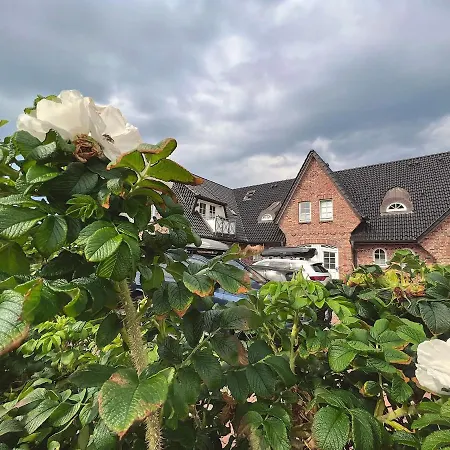 Wellenreiter Am Meer Westerland Buitenkant foto
